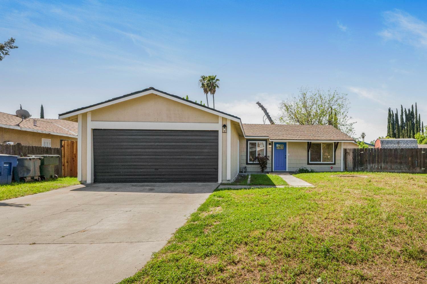 5934 E Dakota Avenue  Fresno CA 93727 photo