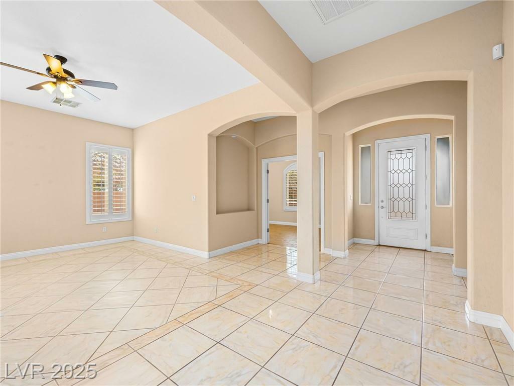 Property Photo: 6982 Mirkwood Avenue NV 89178