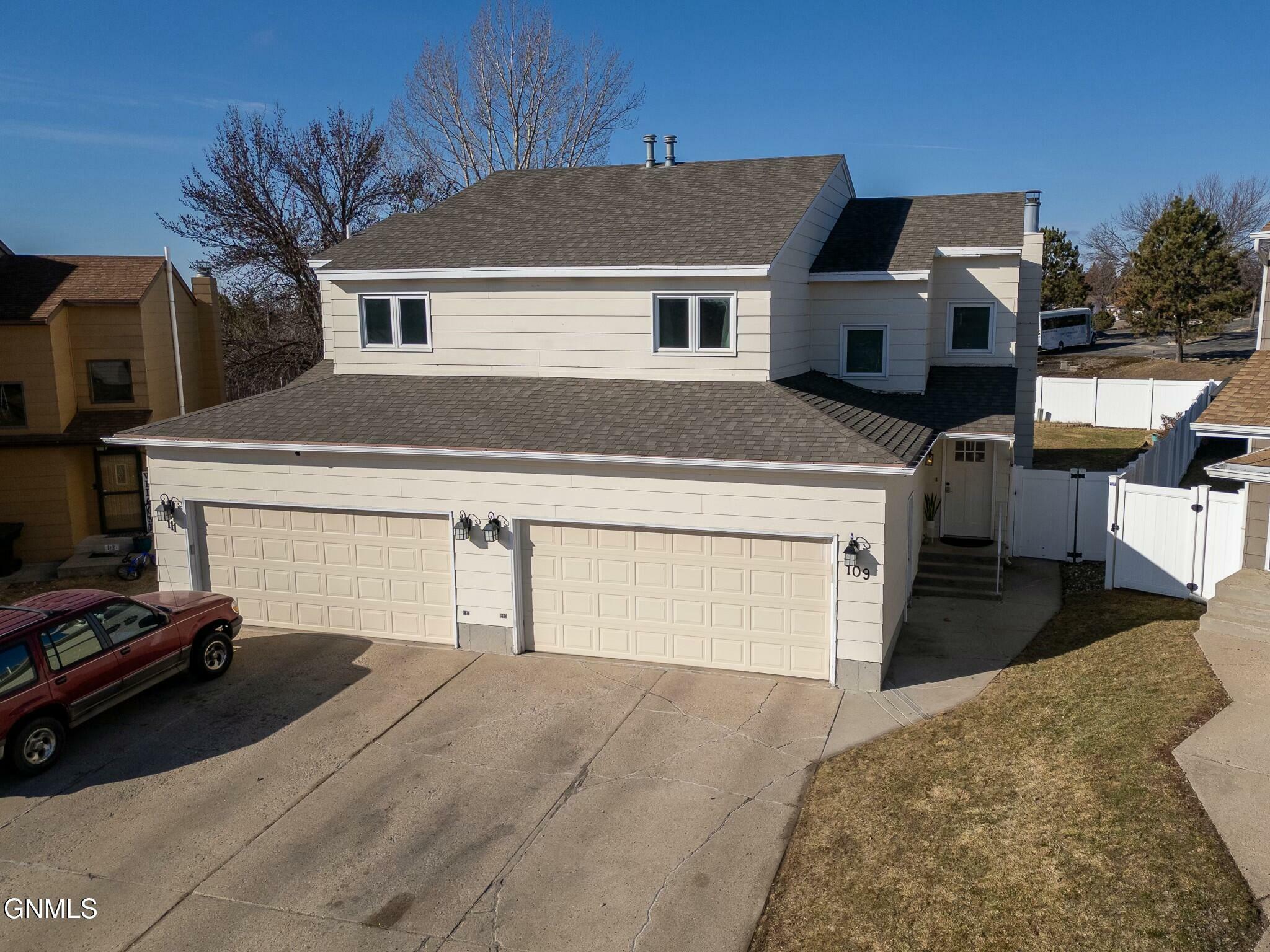 Property Photo: 109 Brandon Drive ND 58503