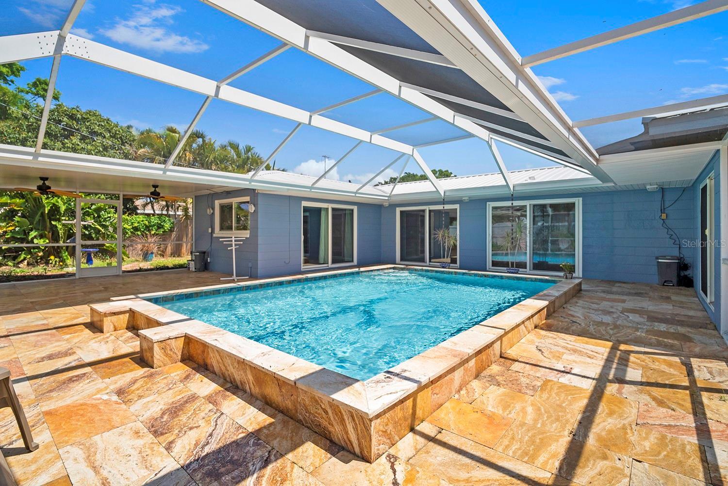 Property Photo: 7230 17th Lane N FL 33702