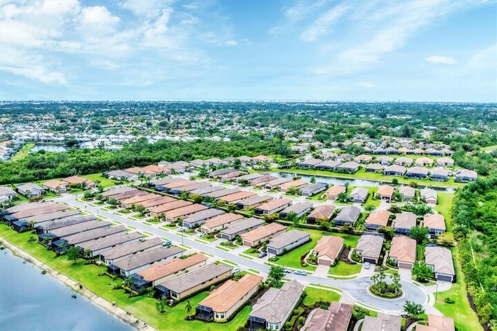 Property Photo:  8721 Trattoria Terrace  FL 34238 