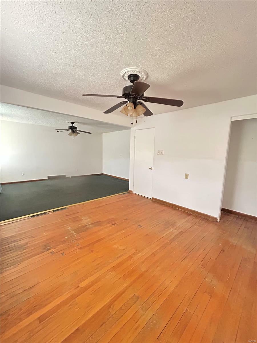 Property Photo: 3757 Itaska Street MO 63116