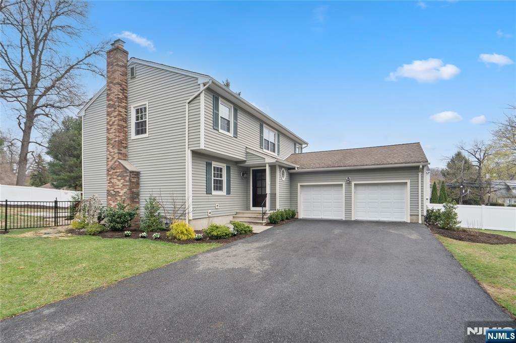 6 Giegel Court  Wyckoff NJ 07481 photo