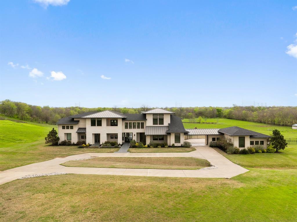 Property Photo: 327 Barnes Bridge Road TX 75182
