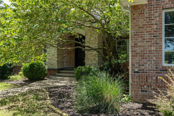 Property Photo: 624 Sonoma Circle AR 72703