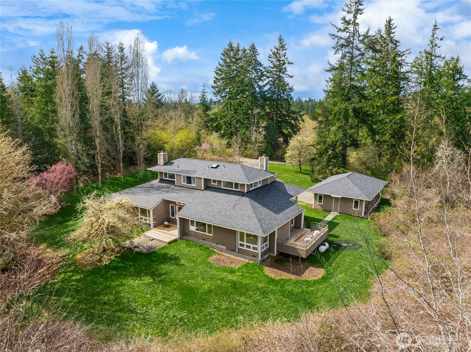 Property Photo: 10123 NE Kitsap Street WA 98110