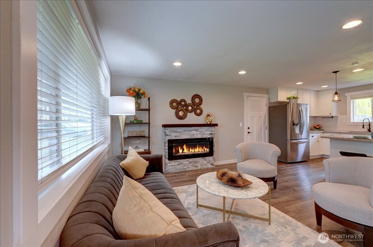 Property Photo: 11403 Fry Avenue SW WA 98367