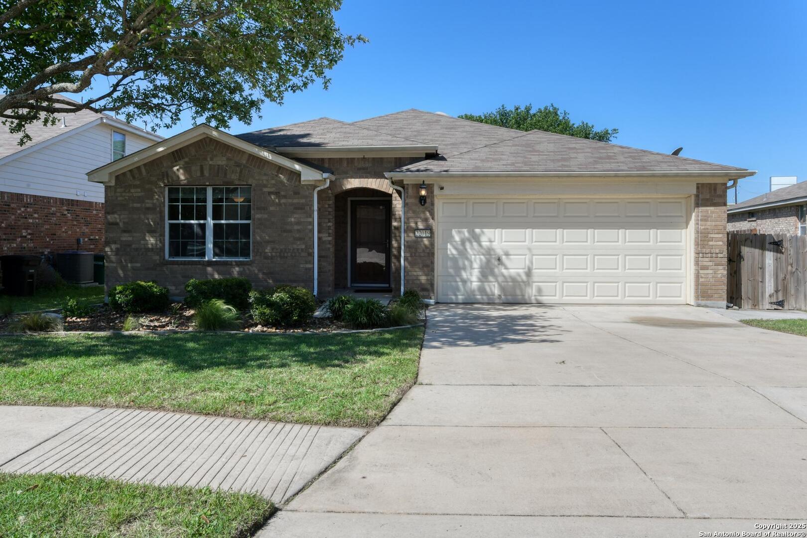 Property Photo: 22019 Diamond Chase TX 78259
