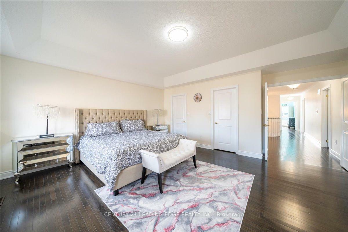 Photo de la propriété: 324 Chatfield Drive S ON L4L 1A6