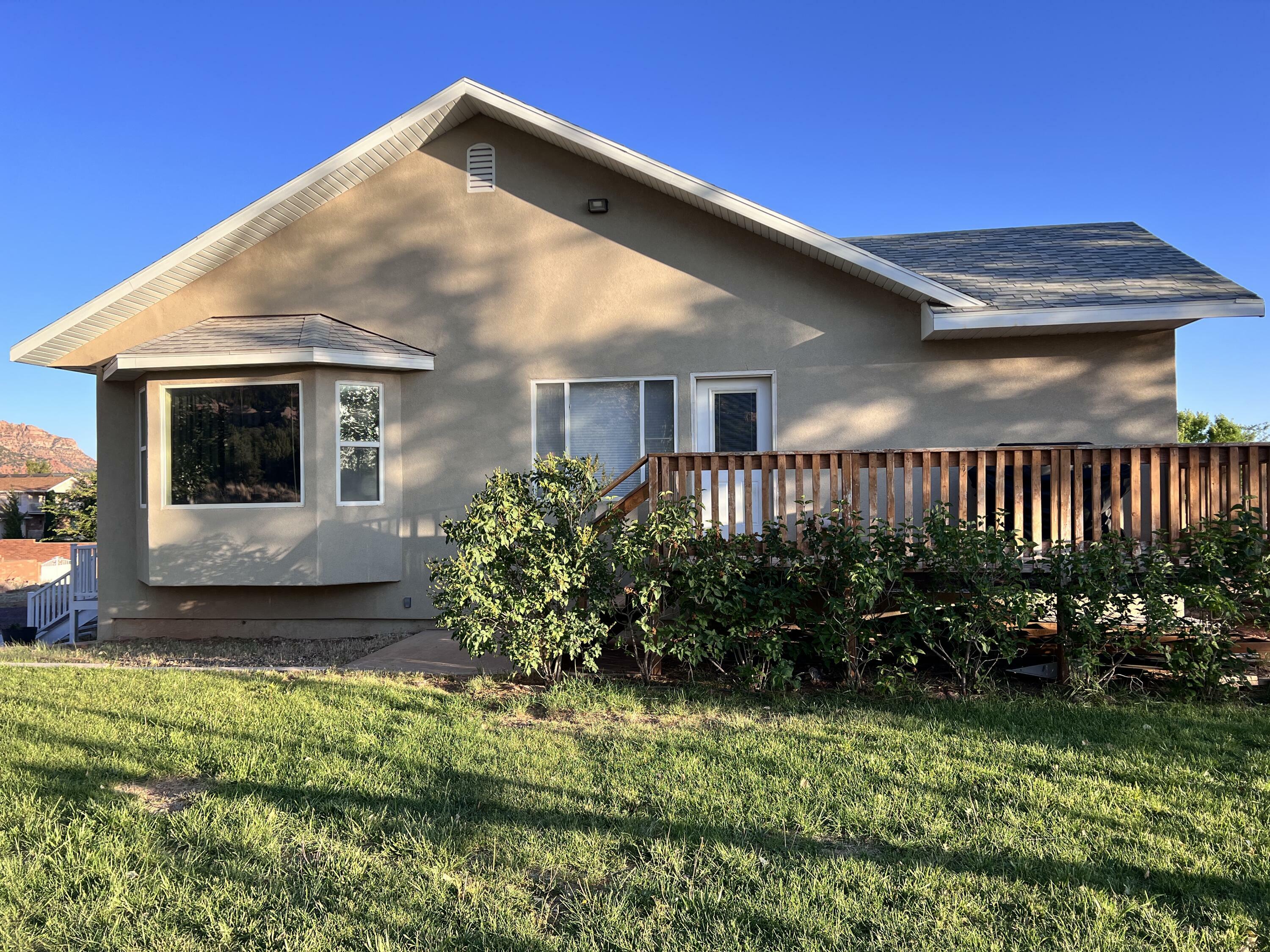 Property Photo: 785 N Homestead St UT 84784