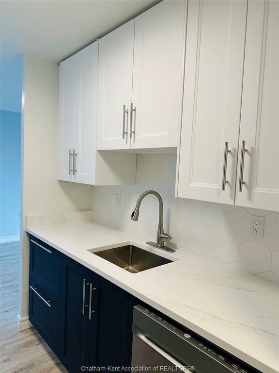 Property Photo: 140 Park Avenue East 403 ON N7M 3V6