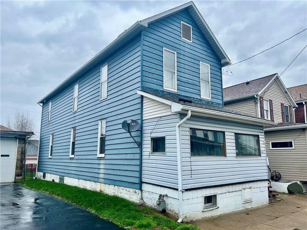 332 Miller St  Latrobe PA 15650 photo