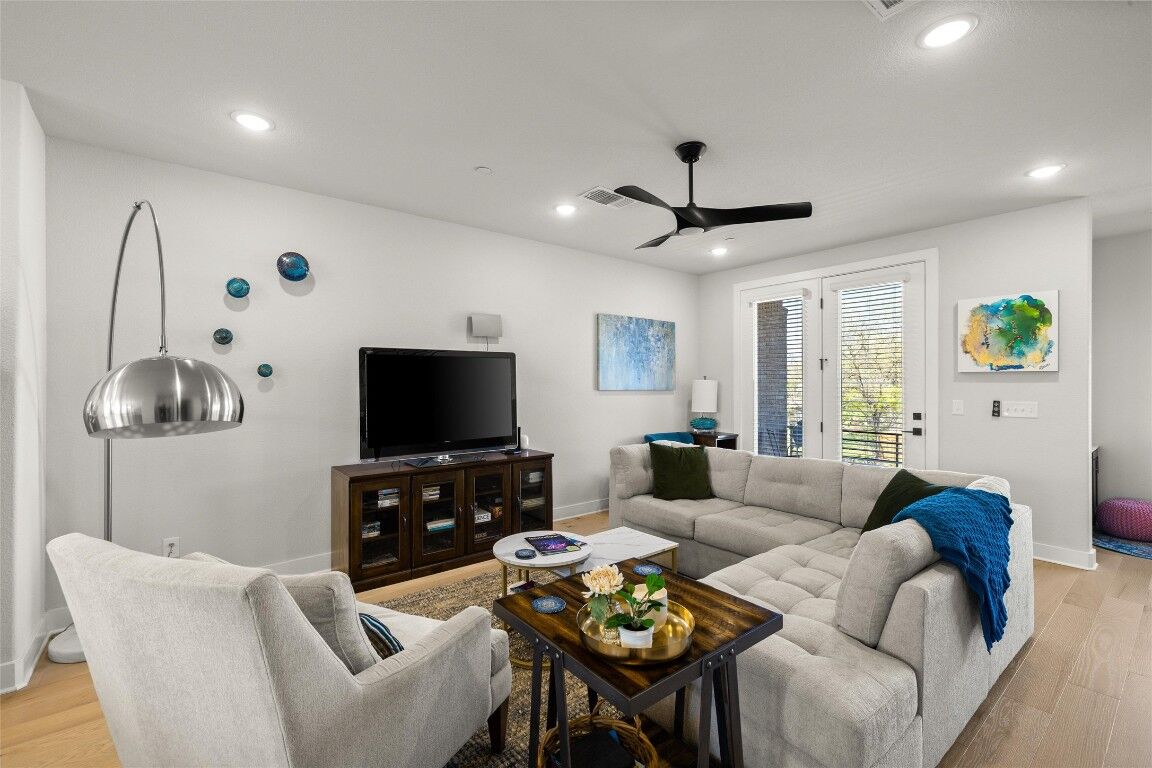 Property Photo: 200 W 56th Street 4102 TX 78751