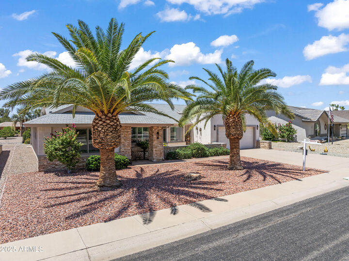 Property Photo:  14215 W Parkland Drive  AZ 85375 