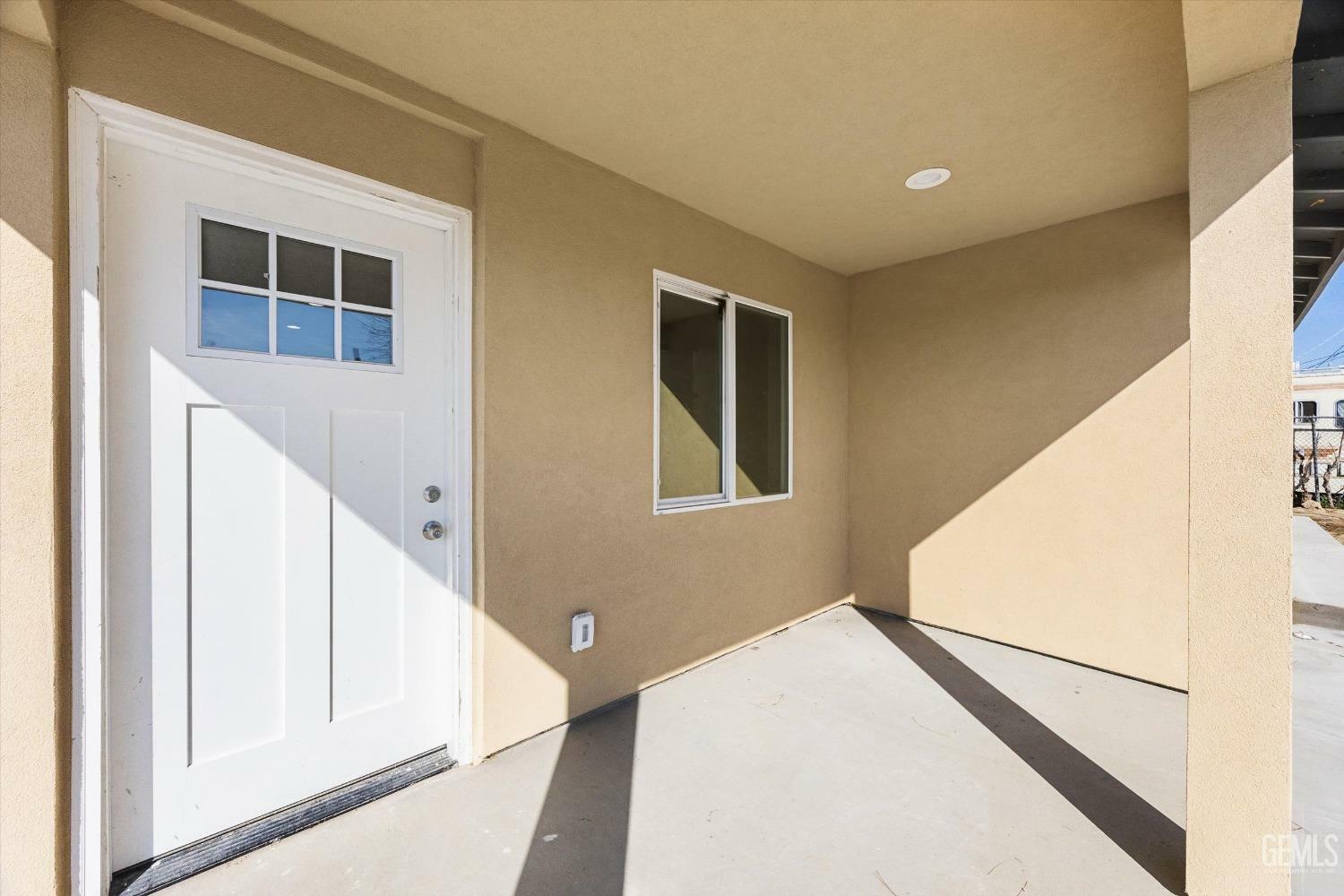 Property Photo: 2300 Rodney Street CA 93307