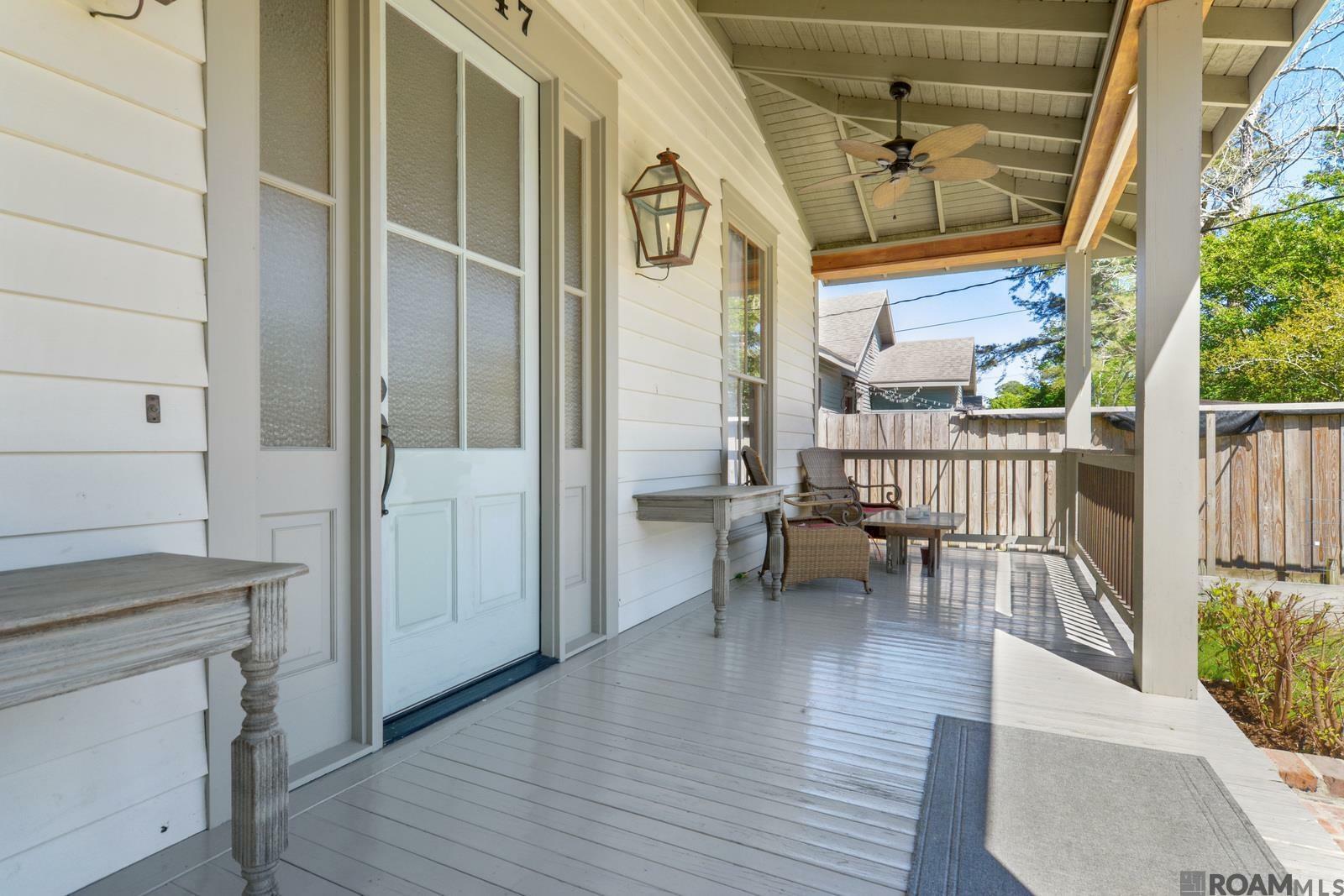 Property Photo: 4747 Capital Heights Ave LA 70806