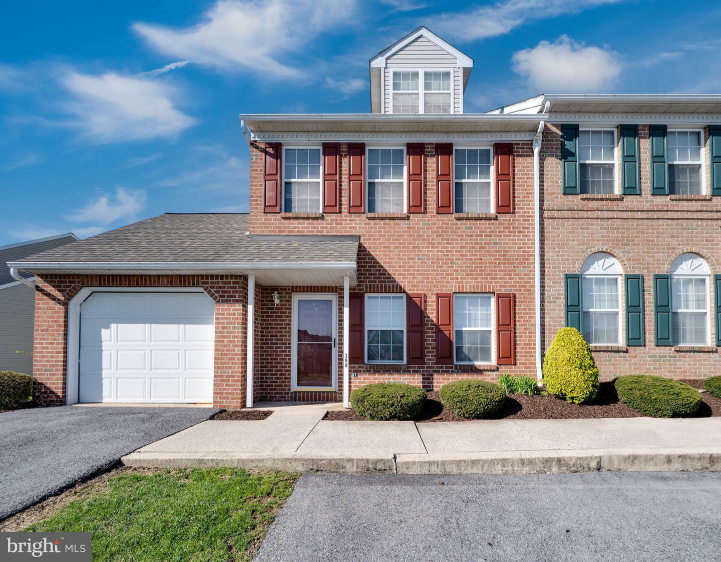 Property Photo: 300 Barrington PA 19607