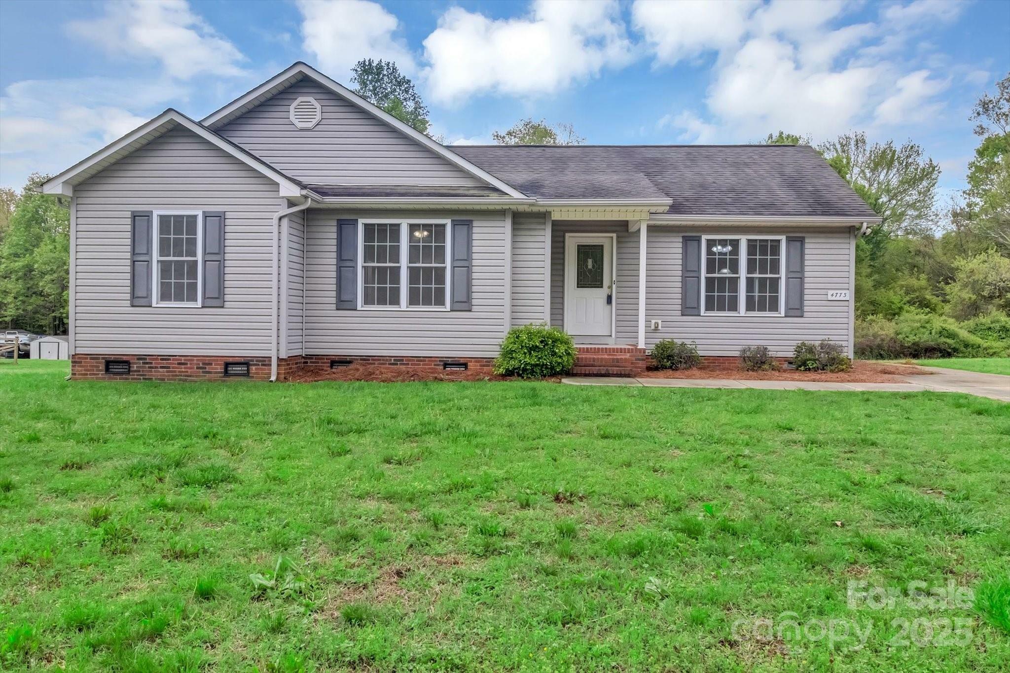 Property Photo: 4773 Westwinds Road NC 28092