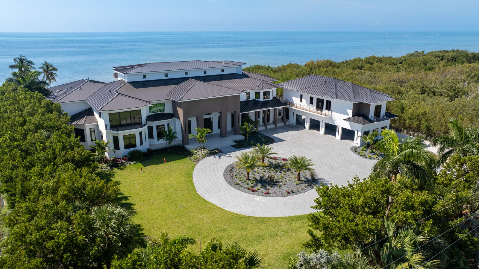 Property Photo: 2405 Coco Plum Drive FL 33050