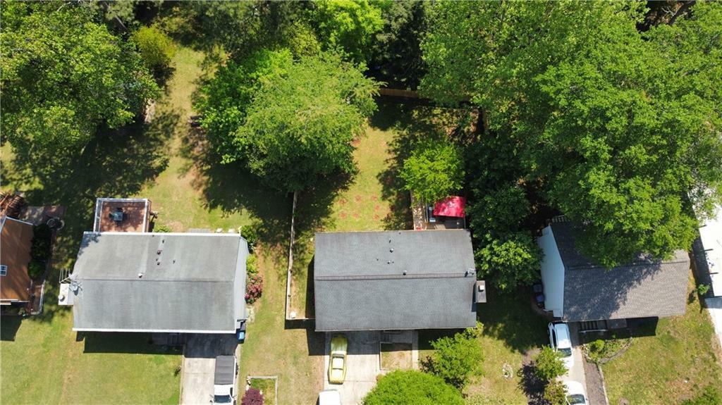 Property Photo: 1425 Parkmont Drive GA 30076