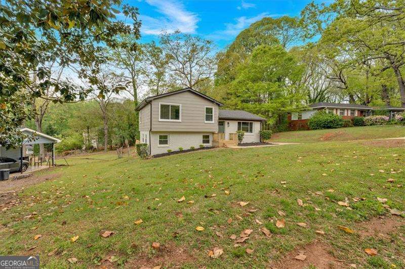 Property Photo: 2637 Crestdale Circle SE GA 30316