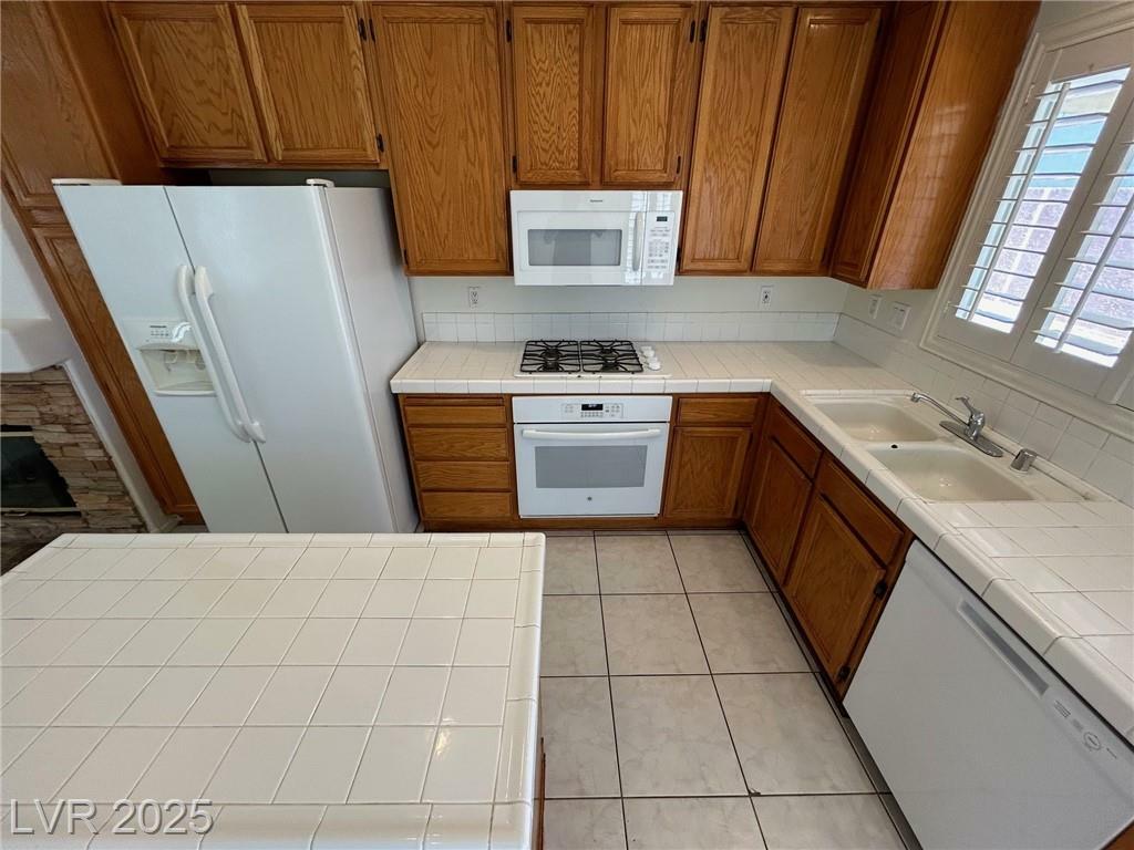 Property Photo: 7192 Mizzen Court NV 89147