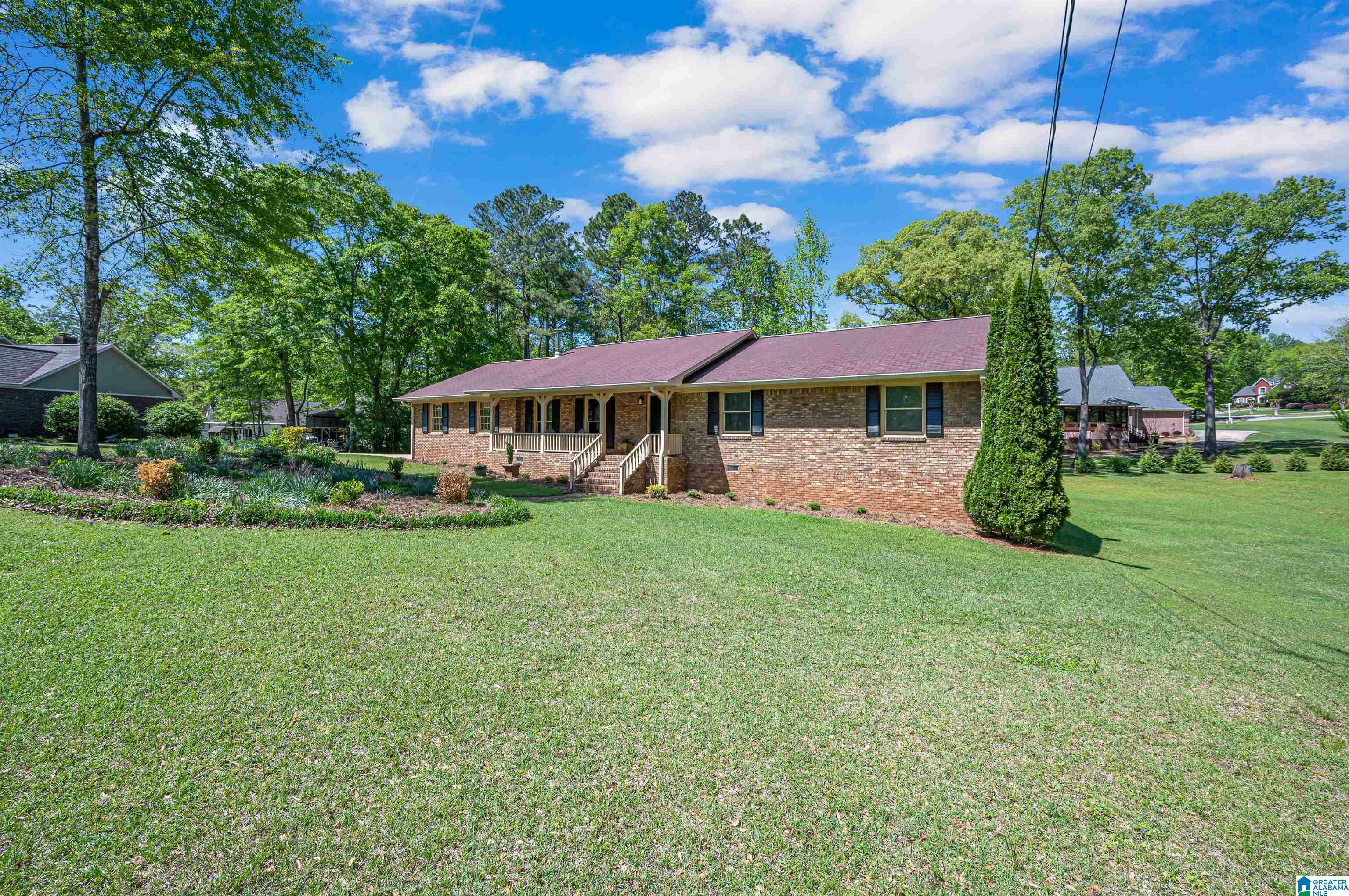 Property Photo: 129 Hickory Street AL 35044