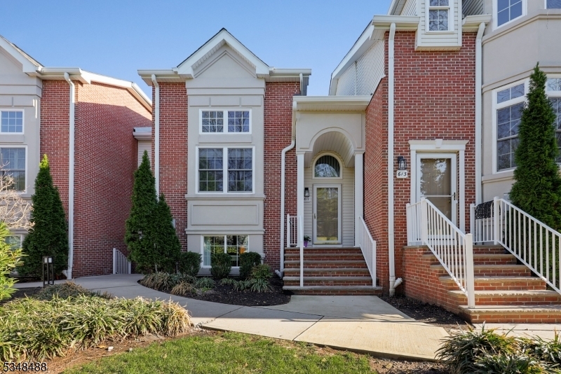 Property Photo: 611 Maple Ct NJ 07027