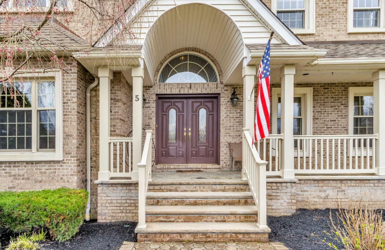 Property Photo: 5 Pvt Lovett Court NY 10913
