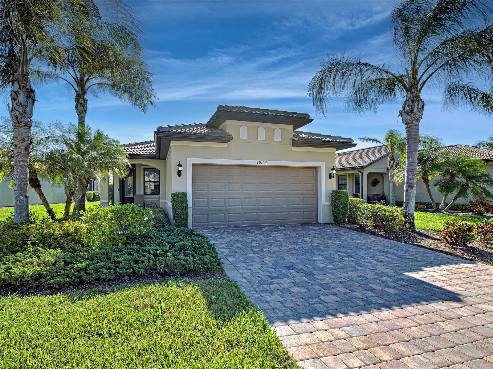 Property Photo: 19124 Mangieri Street FL 34293