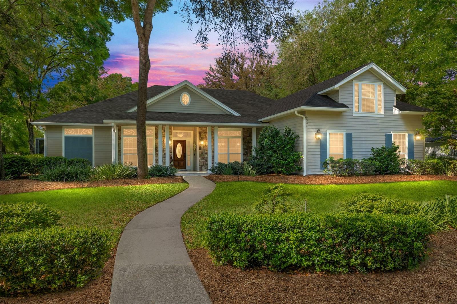 Property Photo: 9331 SW 33rd Road FL 32608