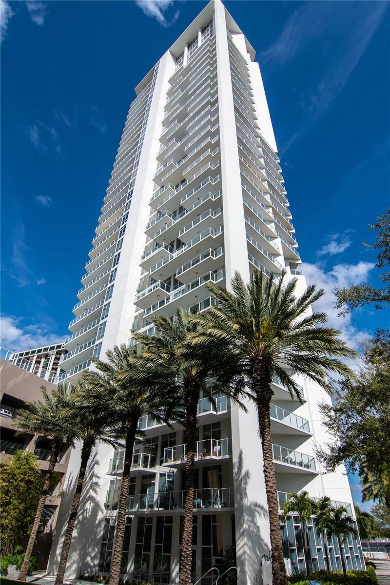 Property Photo: 175 1st Street S 2005 FL 33701