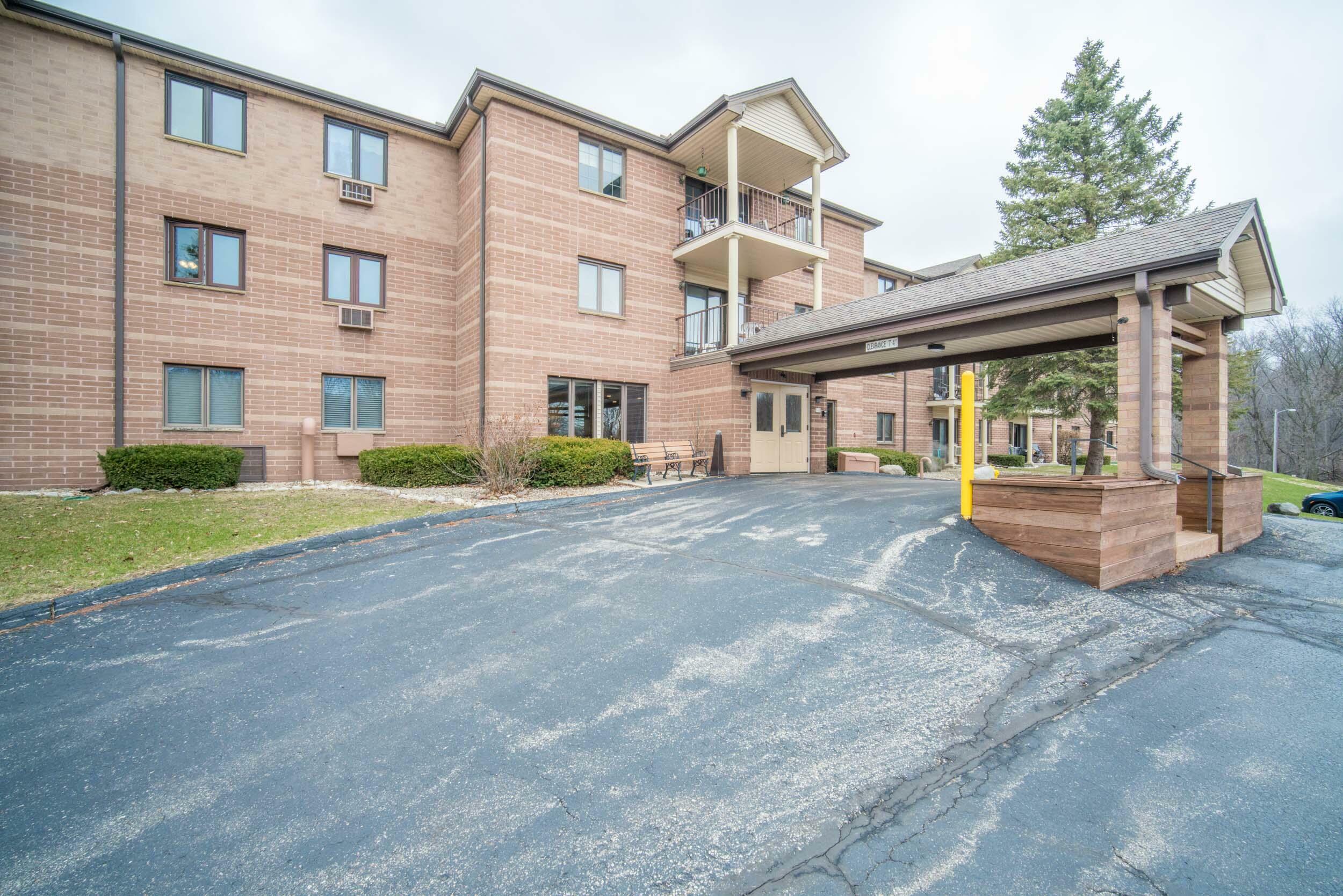 530 N Silverbrook Dr 206  West Bend WI 53090 photo