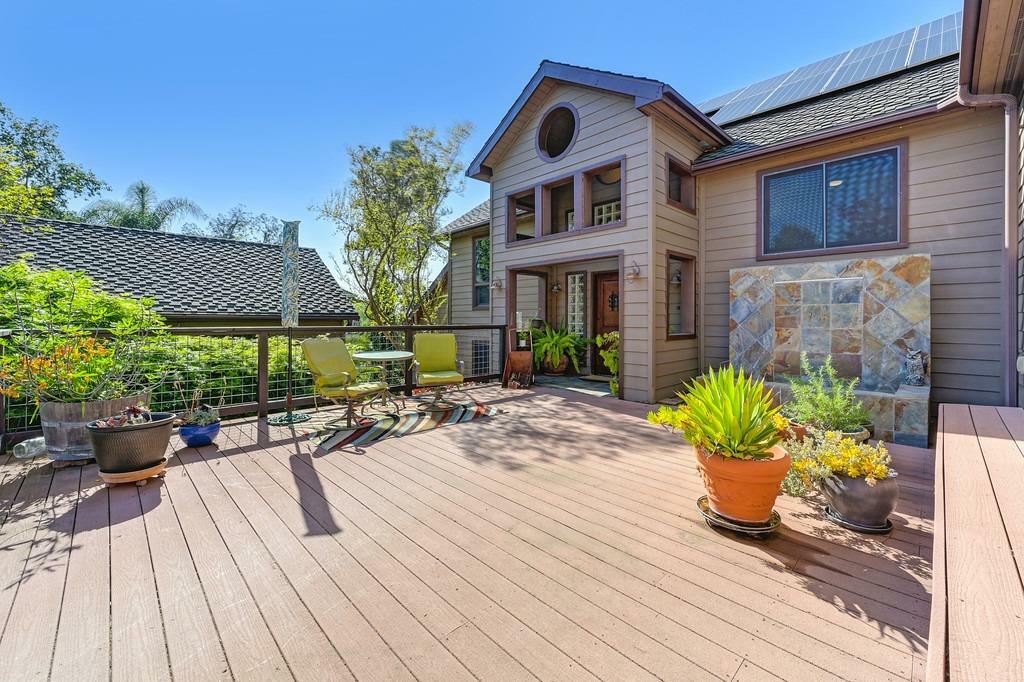 Property Photo: 408 Sutter Street CA 95630