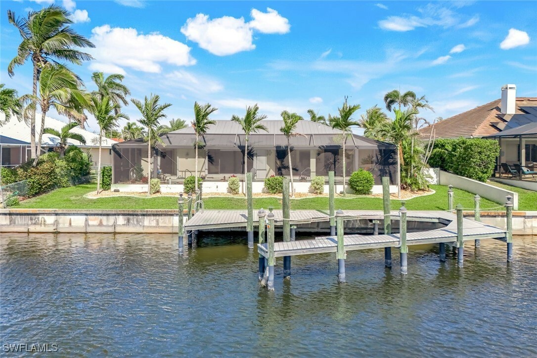 Property Photo: 2556 SW 28th Place FL 33914