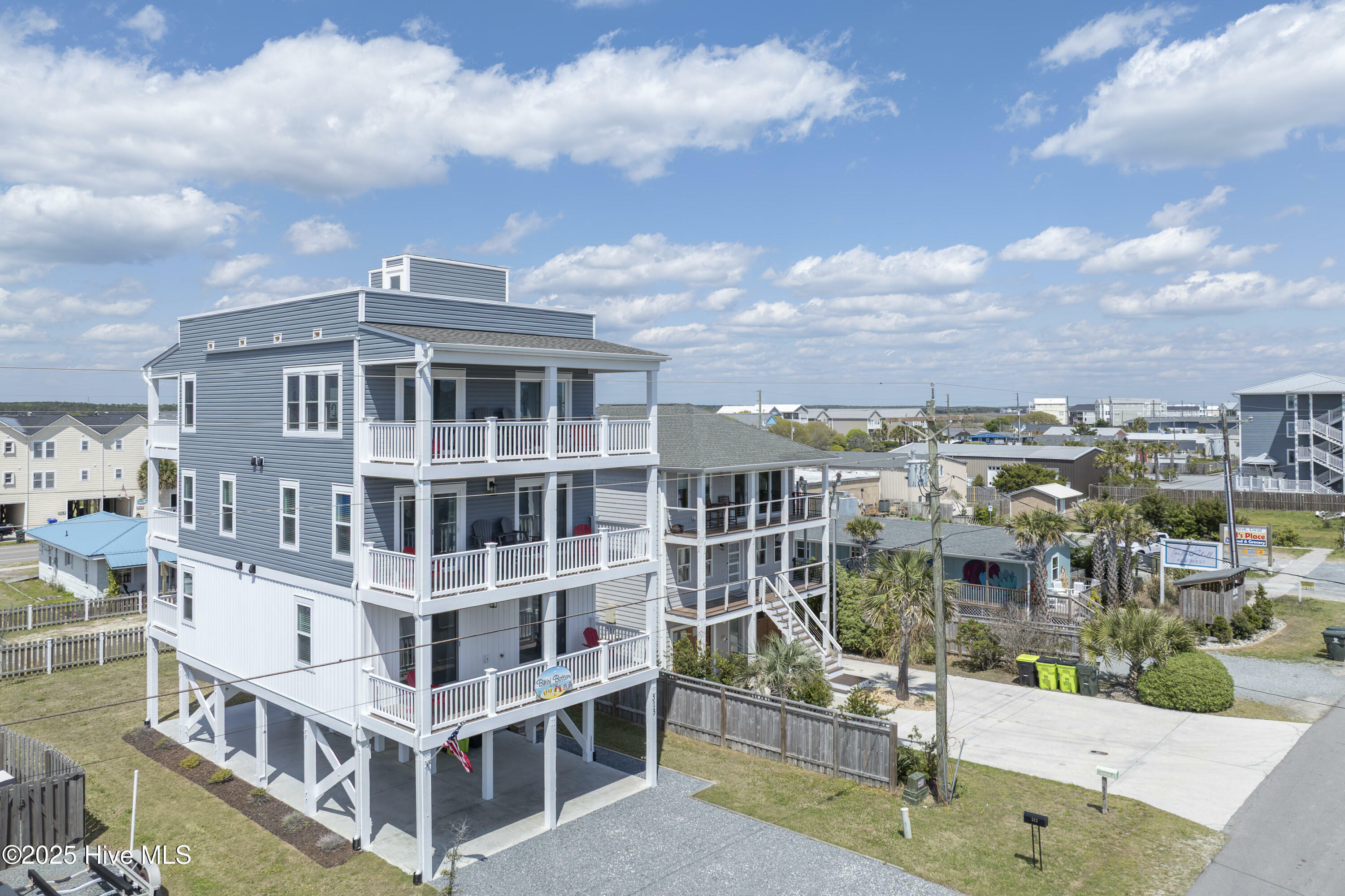 Property Photo: 513 N Topsail Drive NC 28445