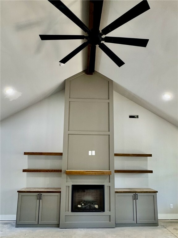 Property Photo: 8 Marionet Circle AR 72714