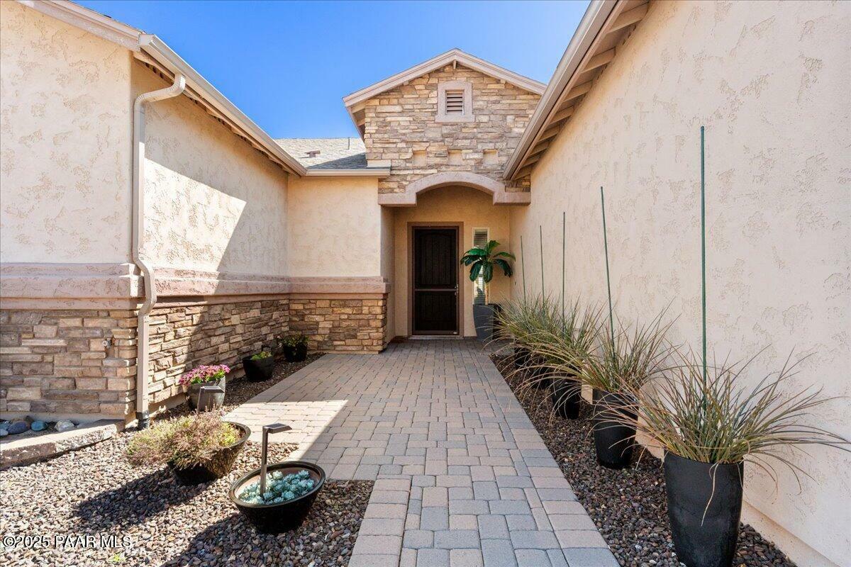 Property Photo: 3991 Hanover Drive AZ 86314
