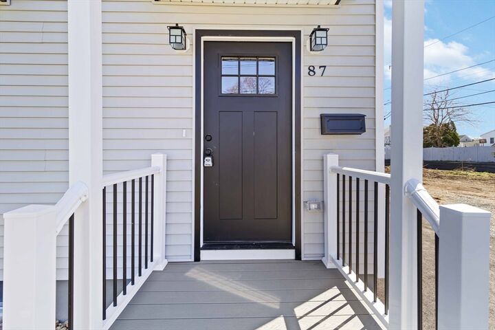 Property Photo:  87 Derby Road 1  MA 02151 