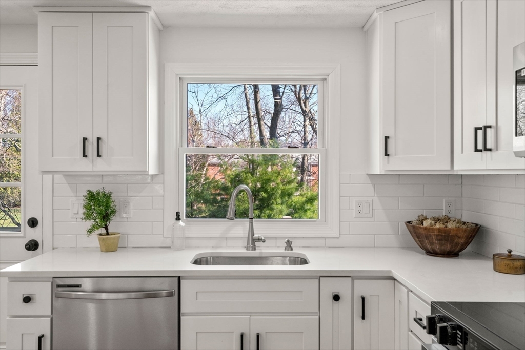 Property Photo: 30 Mill Pond Ln MA 02062