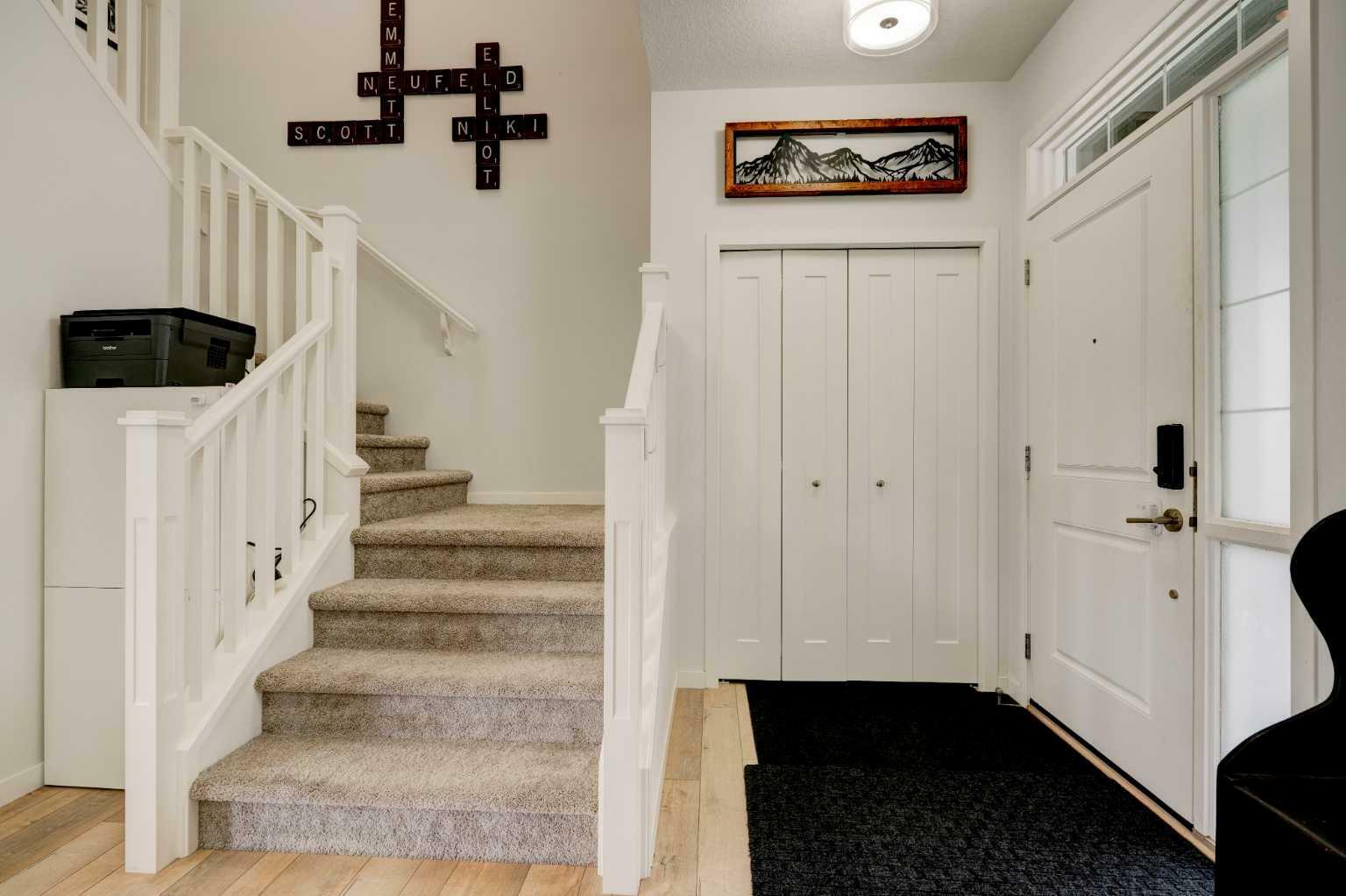 Property Photo: 608 Monterey Drive SE AB T1V 0H5