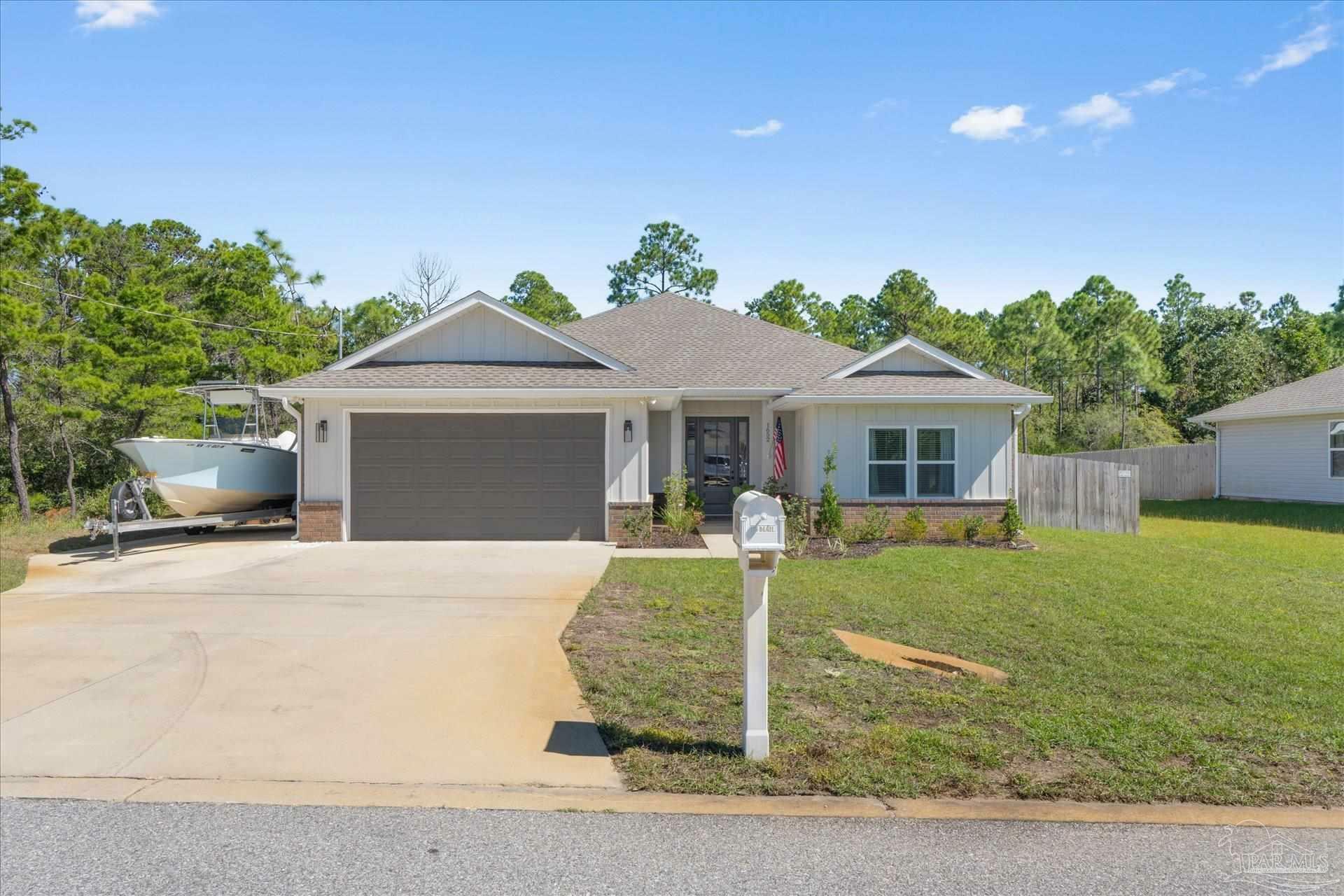 Property Photo: 1652 Ponderosa Dr FL 32563