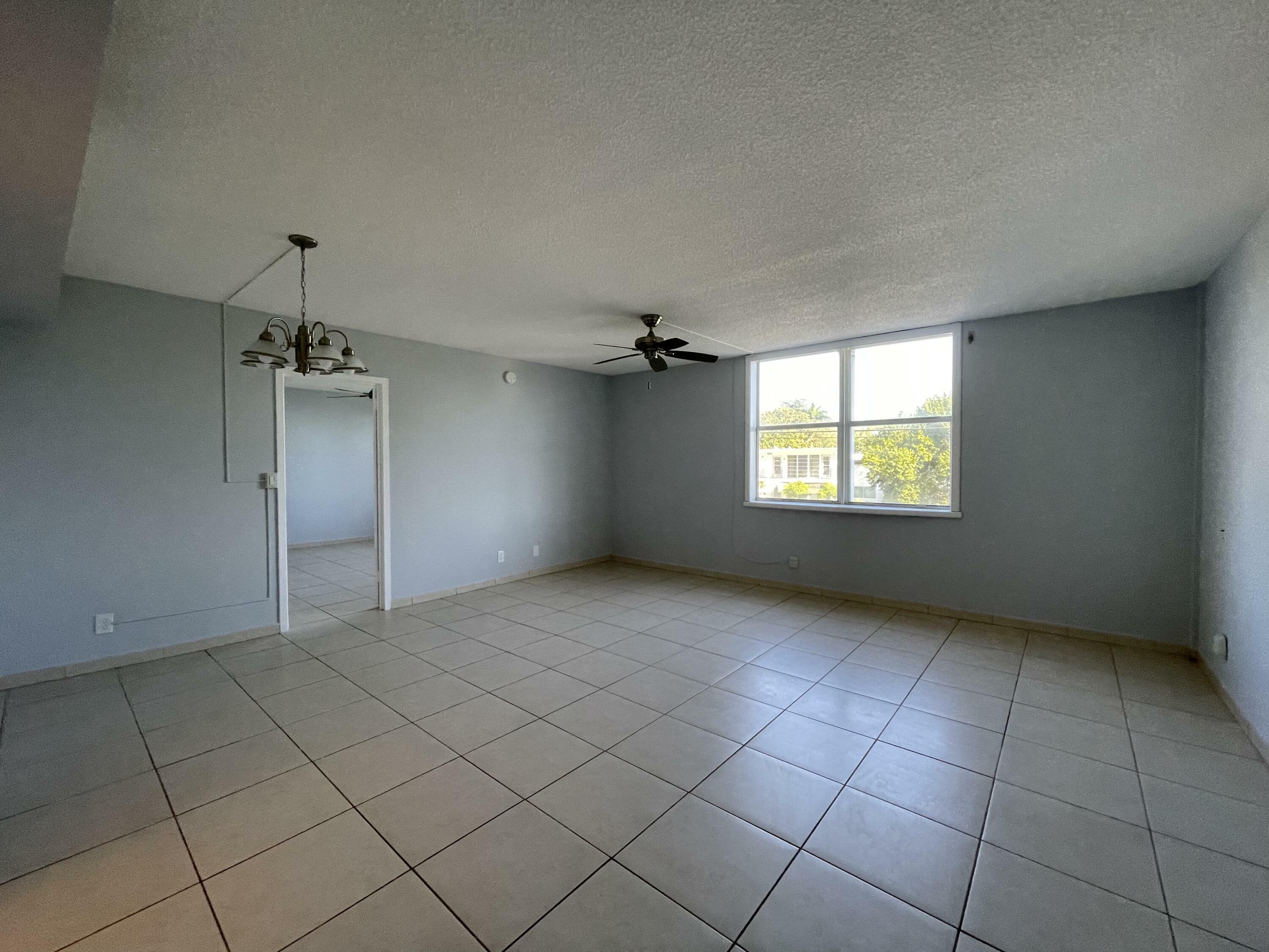 Property Photo: 1050 SE 15th Street 205 FL 33316
