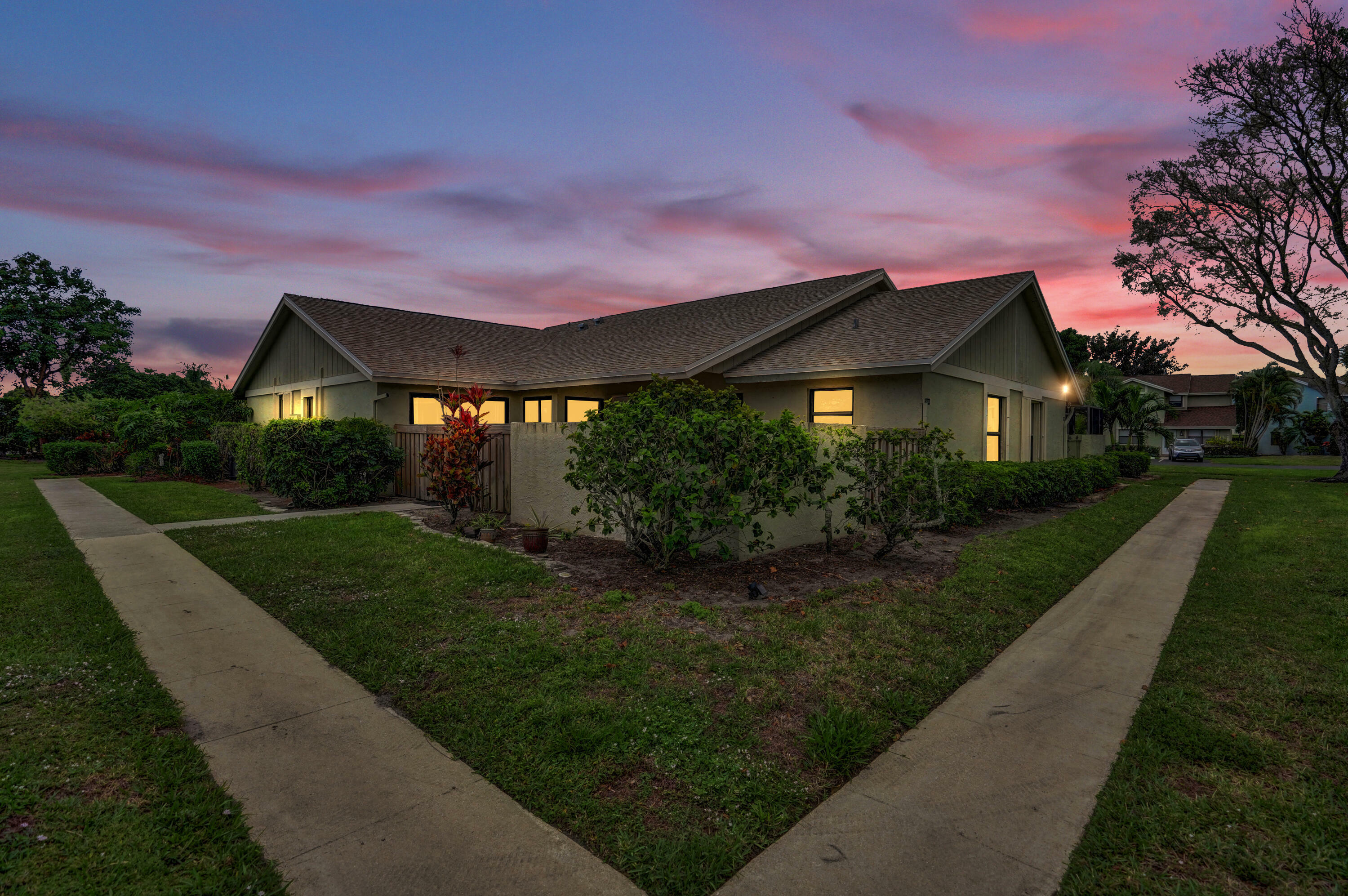 Property Photo: 5680 Northpointe Lane FL 33437
