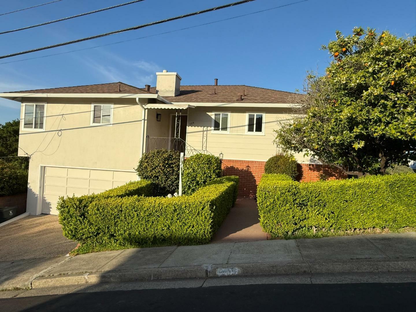 Property Photo: 209 Malcolm Avenue CA 94002