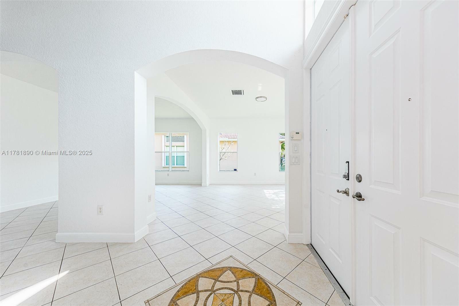 Property Photo: 4981 SW 173rd Ave FL 33029