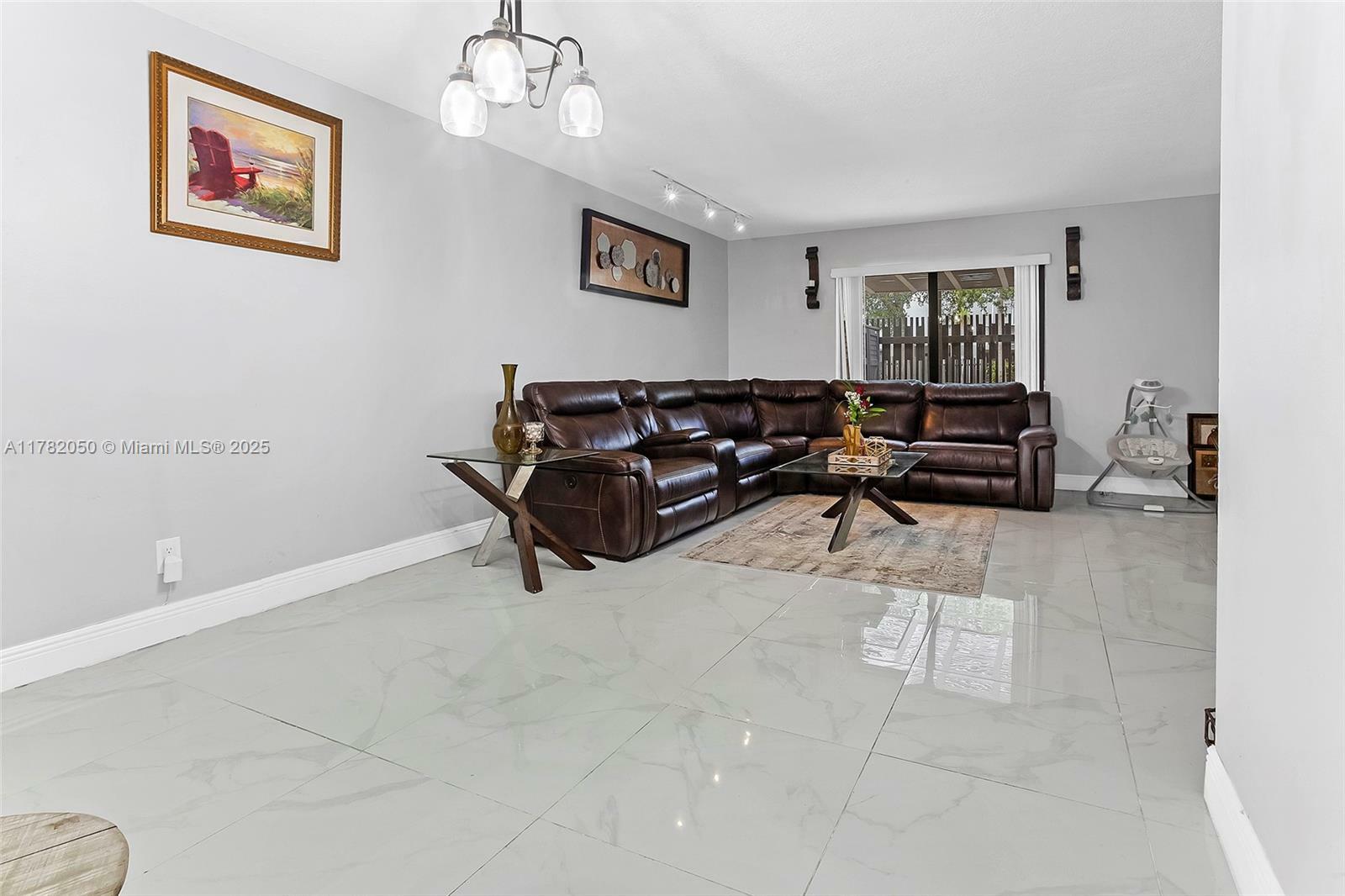 Property Photo: 1451 NW 112th Ter FL 33026