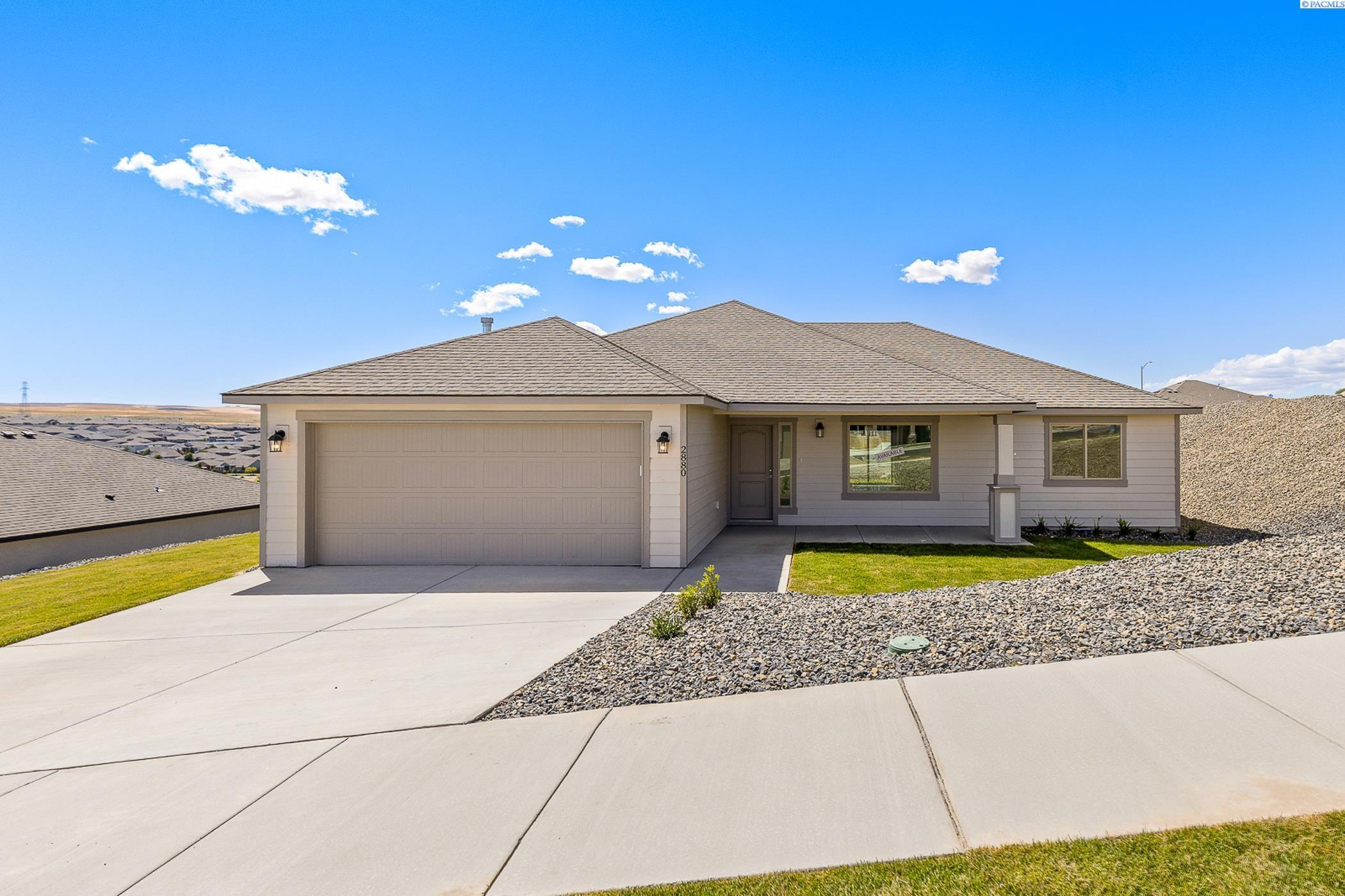 Property Photo:  2880 S Osborne St  WA 99338 