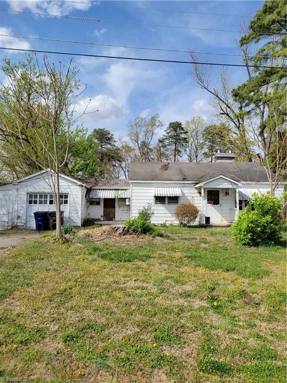 Property Photo: 205 Cecil Drive NC 27105
