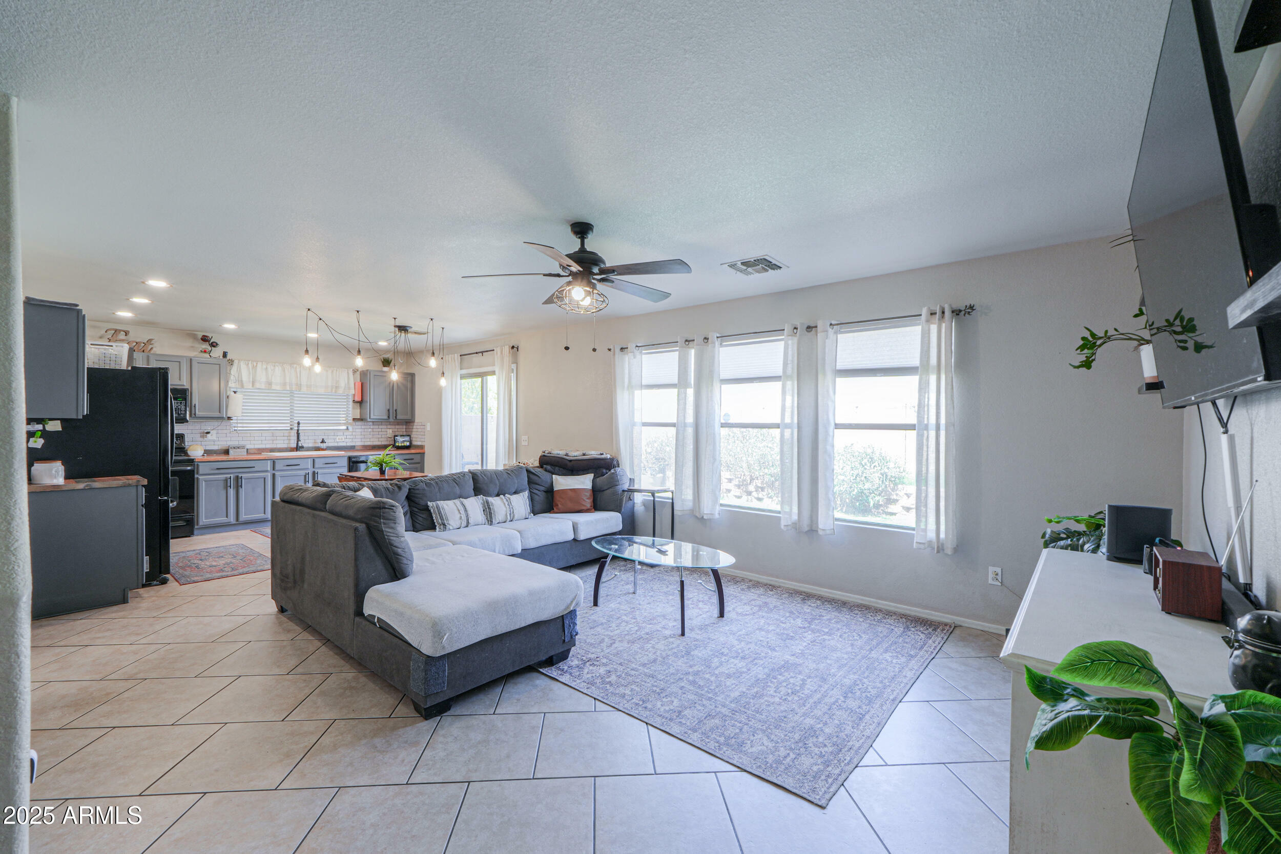 Property Photo: 3433 S Chaparral Road AZ 85119